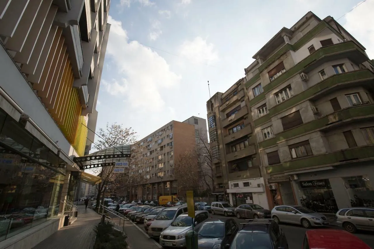 Central Chic Up Studio Bucarest Romania